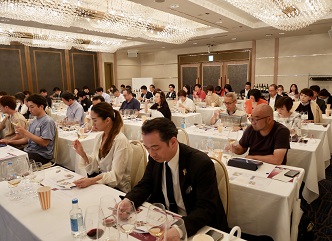 In order to diversify Georgian wine markets, a Georgian wine tasting was held in Hiroshima, Japan.