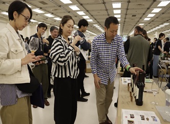 A presentation of Georgian wine was held in Tokyo