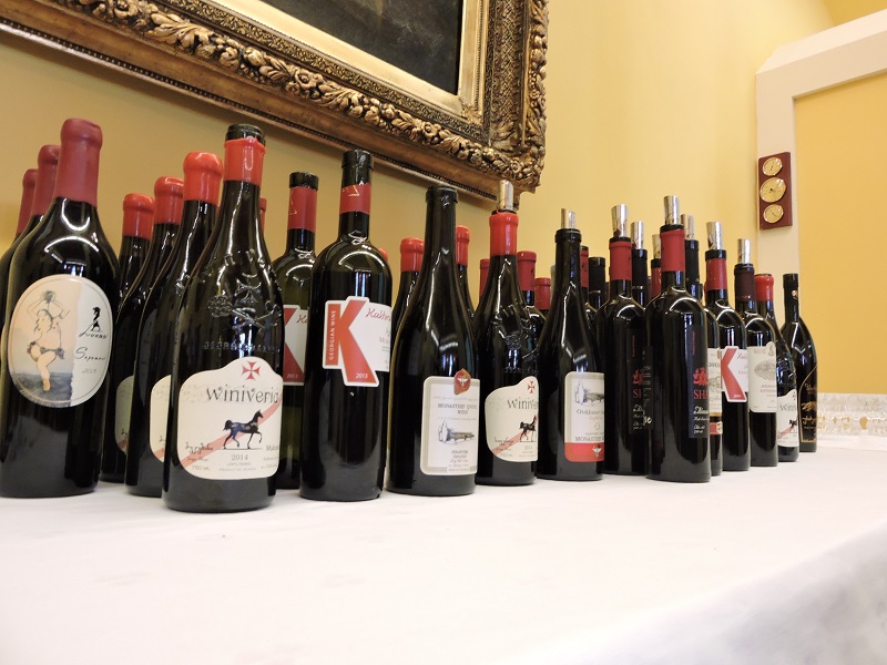 წითელი ღვინოების დეგუსტაცია ბალტიისპირეთში